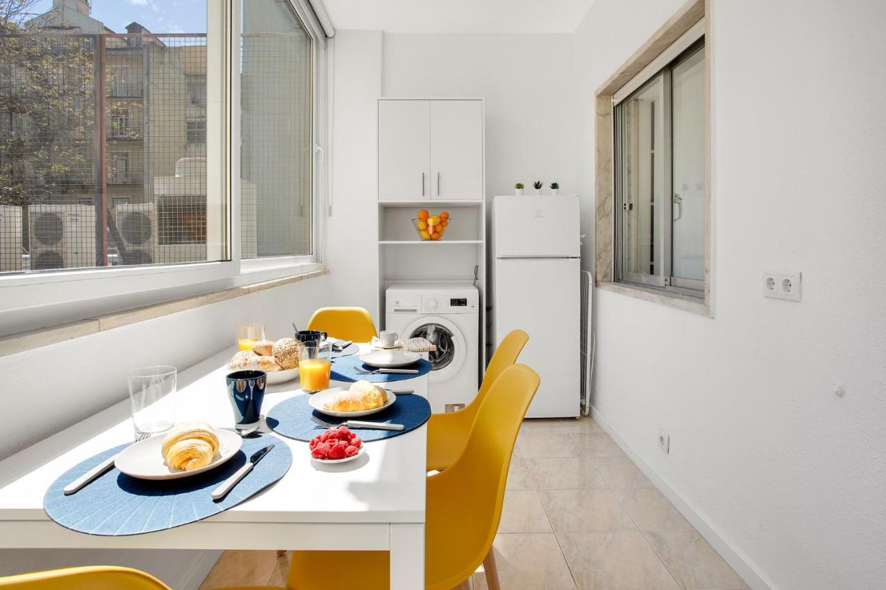 Sunny Suites Lisbona Esterno foto