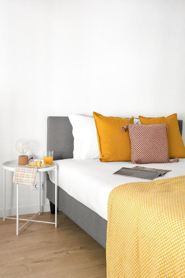 Sunny Suites Lisbona Esterno foto